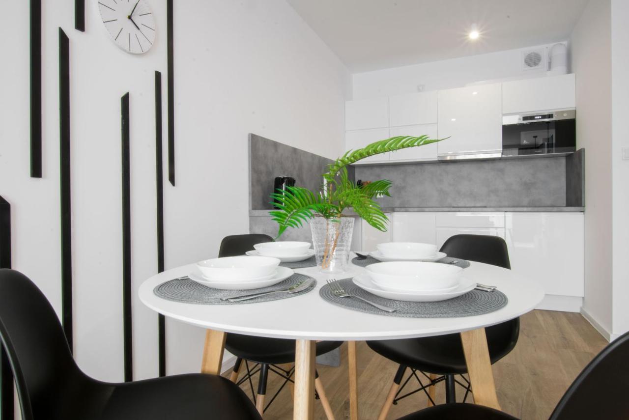 Apartament Perlowa Przystan Kolobrzeg Sienkiewicza Exterior photo